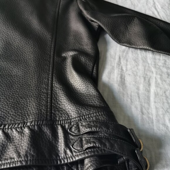 Leather Jacket - Picture 3 of 12